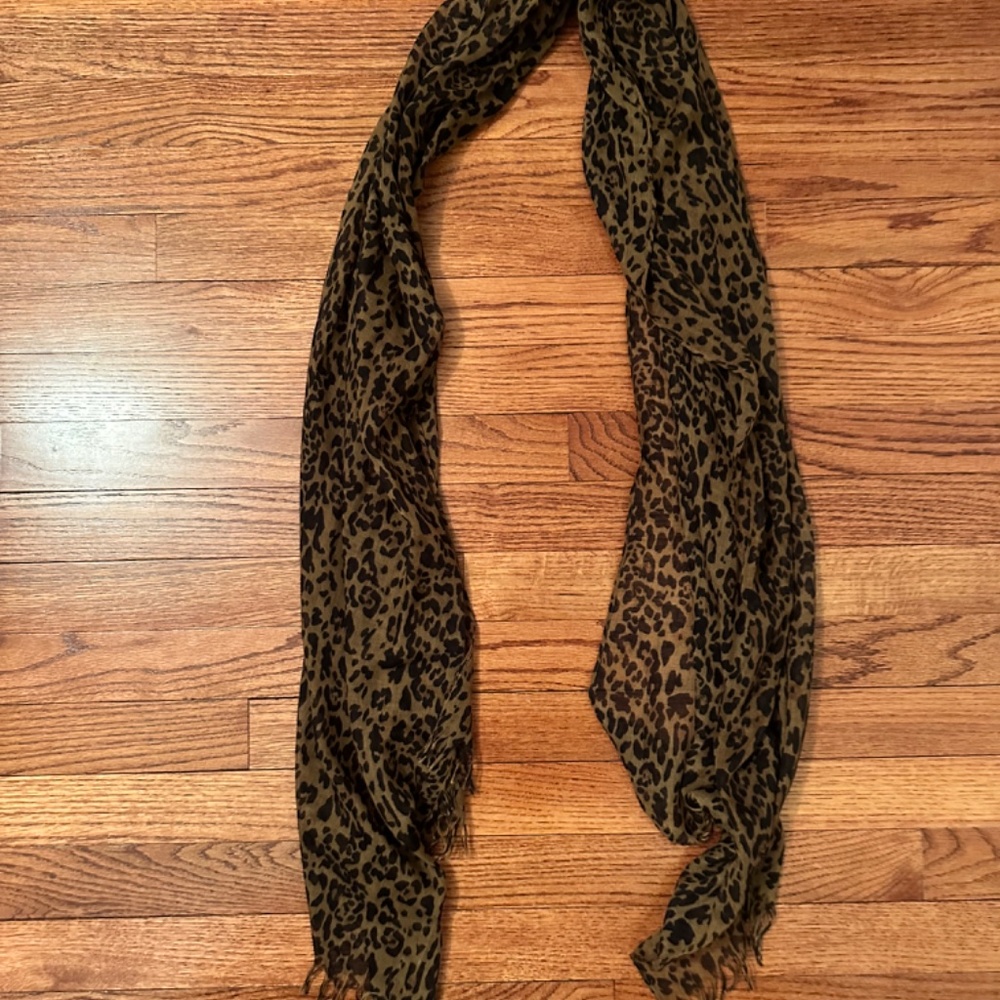 Scarf - Picture 2 of 2